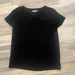 GAP Black Short Sleeve Women's Tee